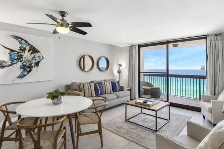 The Oyster By Brightwild-Beachfront Condo Destin Eksteriør bilde